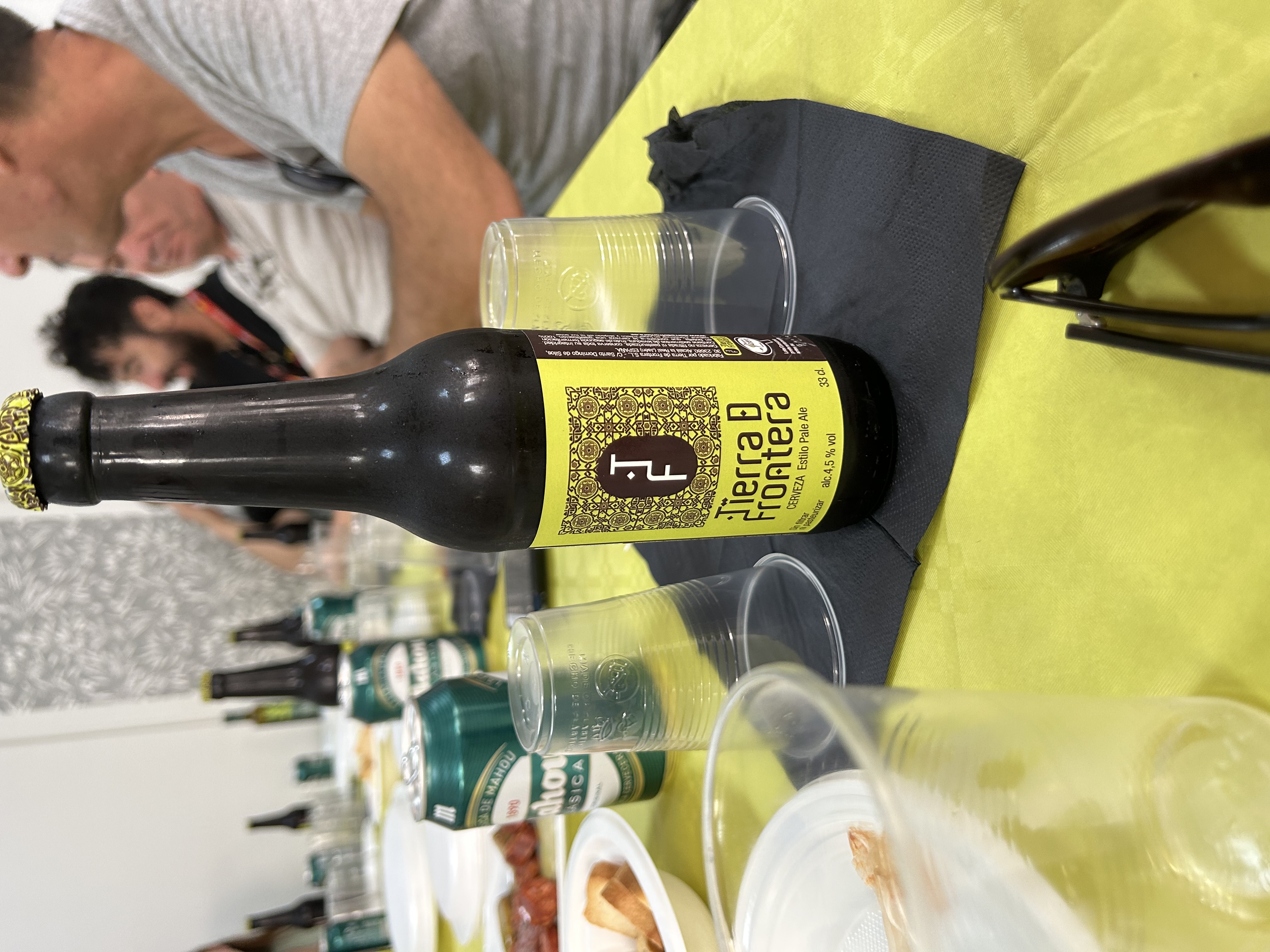 Maridajes del AOVE con Cata de Cervezas artesanas y Productos Locales